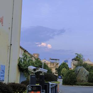 世界马上就要毁灭而中二的我写了一首歌（prod.by.Mocookie）