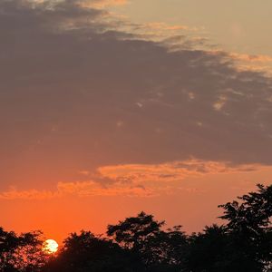 贝克街的烟-家乡的老街道（小于吐泡泡 remix）