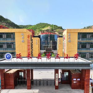 心有所向  一路芬芳