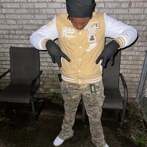 watch my shoes (feat. l.a.baby)