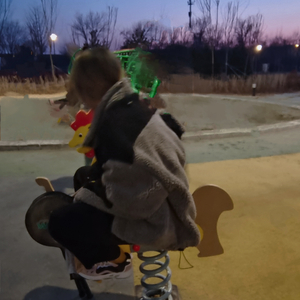 她说每个人的心中都有一首歌（cover：陈小熊）