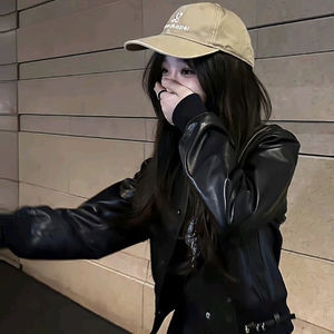 我会发着呆然后忘记你