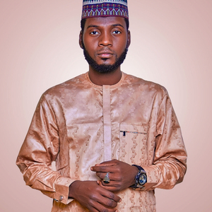 ZPREETY INA KIKE (feat. Auta waziri, Auta mg, Ado gwanja, Salim smart, Hamisu Breaker, Isah ayagi, Nura m inuwa, Ali jita & Umar m sharif)