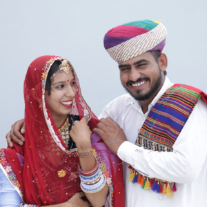 Dewasan Pyari Lage
