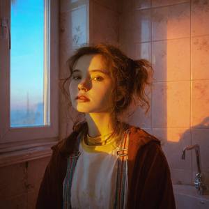 Девочка-лисичка