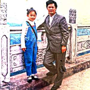 父亲女儿旧照片