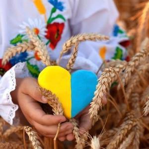 Цвіт нації (feat. Павло Скляров, Марія Чемер, Аделіна Чабаненко, Марина Васюра, Ірина Вишинська, Таїсія Перевозник & Злата Патока)
