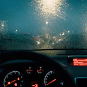 解 忧 便 利 店 24 小 时 营 业