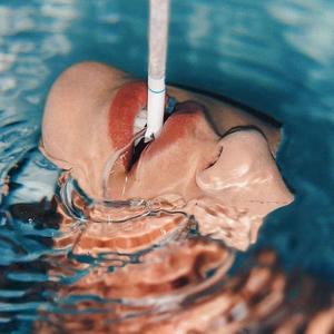 本人被催了十次有余抓紧把歌出了谢谢大家的关心我很感恩背后的原因令人暖心爱你们 伴奏