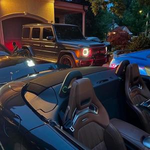 All black (feat. LIL UNKNOWN)