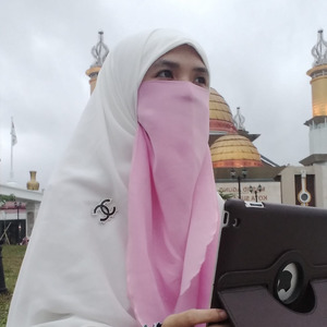 Mendekatkan Diri Pada Allok