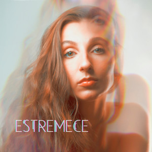 ESTREMECE