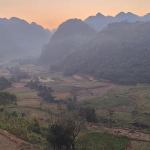 舍不得你又和你结不了婚