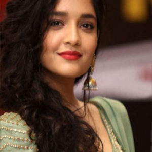 বুকের ভিতর ভিষন কষ্ট জাইনা চাপা রেখে