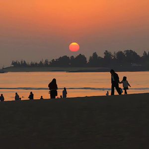 奔跑在小时候的夏天