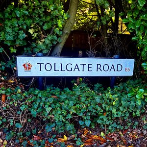 Tollgate Road