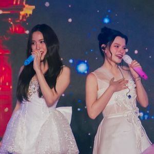 เธอหมุนรอบฉัน ฉันหมุนรอบเธอ -FreenBecky