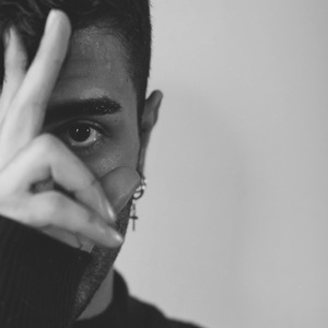 Kedilere Sarılarak Ölebilirim (Akustik)