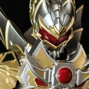 不败的英雄(铠甲勇士刑天)