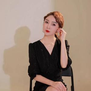 一条情路看抹清（伴奏）