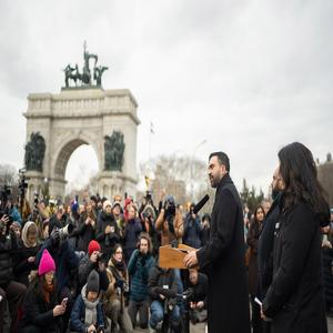 Zohran Mamdani: אין דער שטאָט פֿון חלומות