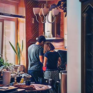 Amy (feat. Max Mellow)