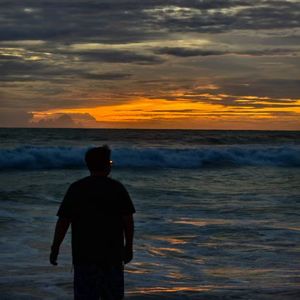 少年他的奇幻漂流（卧室live）