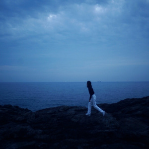 夜里开车去看海