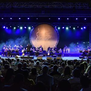 L3ar Ya L3ar (feat. Sanaa Marahati & Mohamed Asri) (Concert Version)
