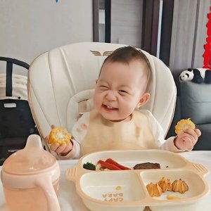 盼她长大又怕她长大