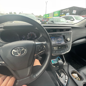 Kitchen (feat. Shady Moon)