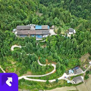 《我的故乡并不美》小石头