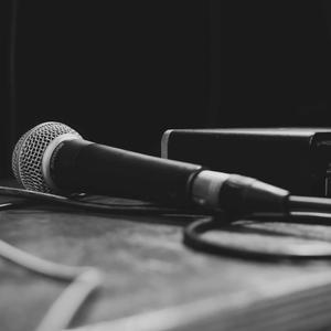 Εχω ένα φίλο και μια φίλη