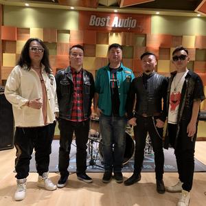 勇敢前行 钢弹儿先生乐队