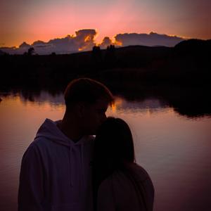 SIDE BY SIDE (feat. Salva & DaronJoe)