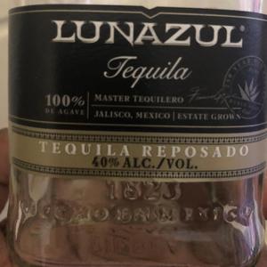 Lunazul (feat. NL Mark)