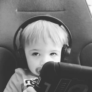 Riser (feat. Psyd-B)