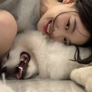 “野马康乃馨的自由味道”