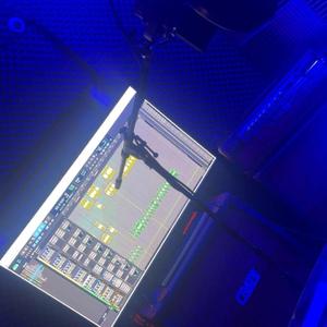 Trapsafe (feat. Shdws)