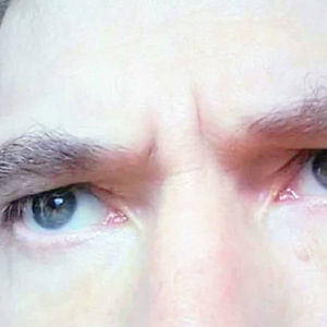 MAQUILLAJE (Version alterna)