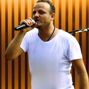 Bana Öyle Bir Beste Yap