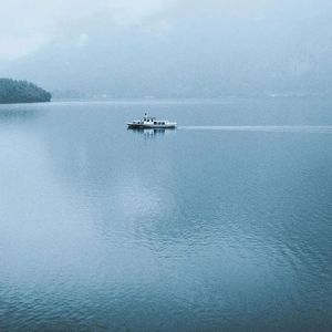 第一眼就爱上的人怎么甘心做朋友