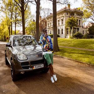 Intro (feat. Kyle Alexander)