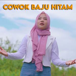 Cowok Baju Hitam