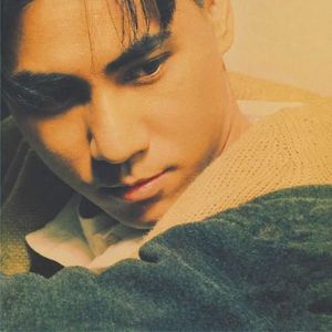 君悦小表弟修改-雨中的恋人们（阿福）