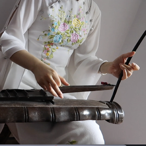 《山歌好比春江水》