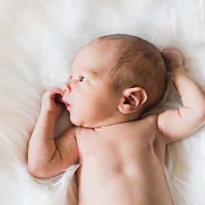 温和休息的宝贝梦想