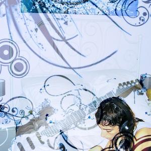 in blue (feat. Vikinia)