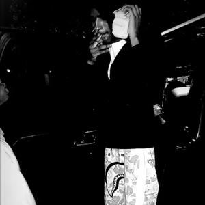 MT5L (feat. Jwettpaid, Twanycash, P-Tee & BlueBengiis)