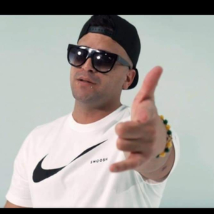 La del Vedado (feat. Yazzpro)